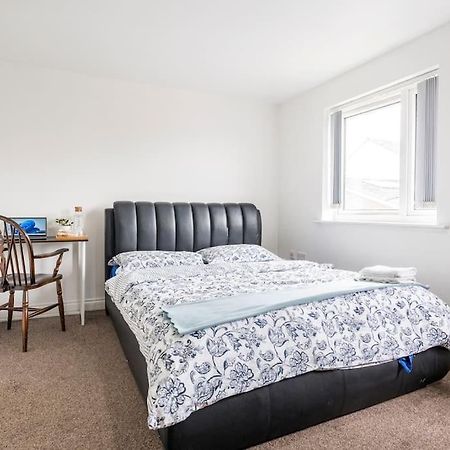 En-Suit Room With Free Dedicated Parking Μάντσεστερ Εξωτερικό φωτογραφία
