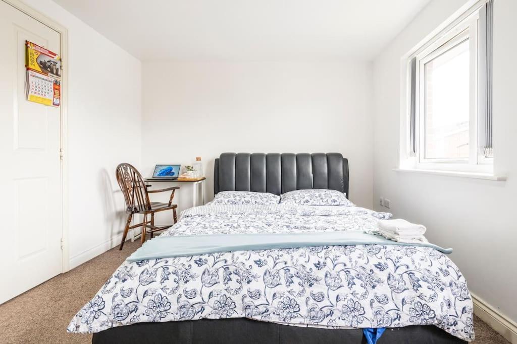 En-Suit Room With Free Dedicated Parking Μάντσεστερ Εξωτερικό φωτογραφία